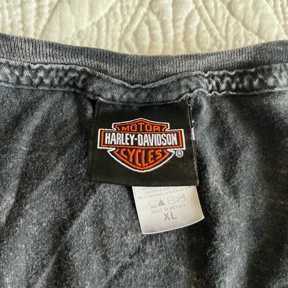 Harley-Davidson Rhinestone Tee with Skull and Roses / Rhinestone Graphic - Picture 2 of 9